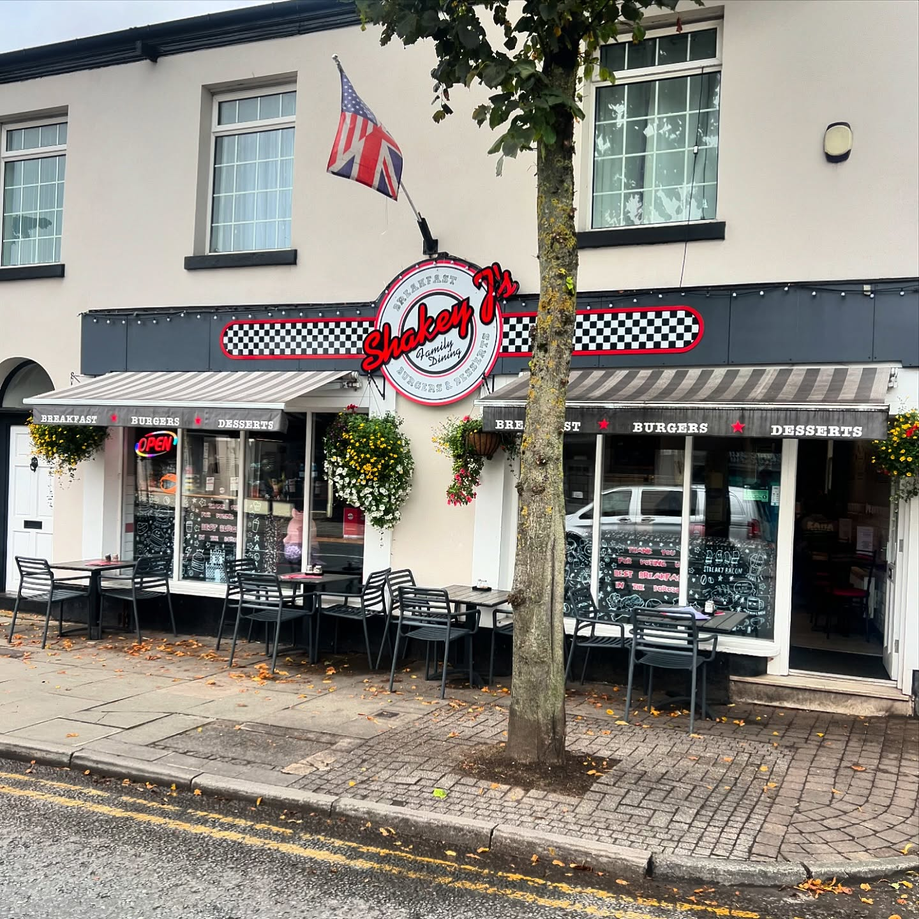 Shakey J's diner front with checkerboard signage